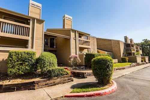 16500 Henderson Pass #C2 - Photo 3 of 21