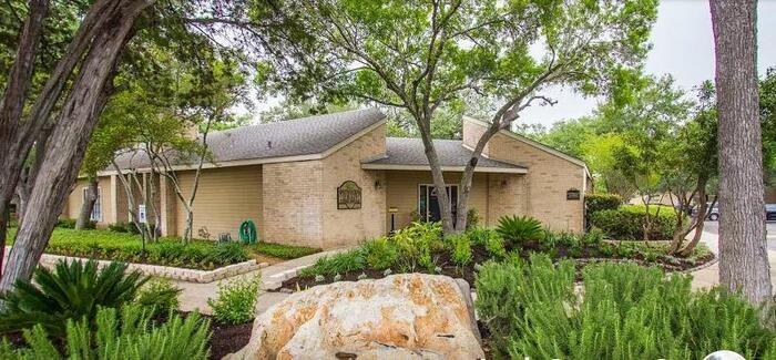 16500 Henderson Pass #C2 - Photo 7 of 21