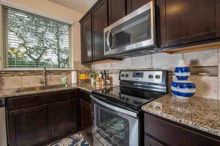 7318 Old Bee Caves Rd #D3 - Photo 7 of 16