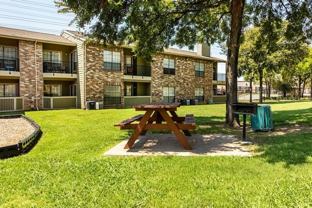 1720 Valley View Ln #B4 - Photo 1 of 1