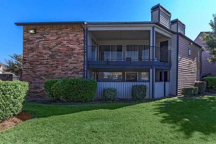 11330 Amanda Ln #B10 - Photo 4 of 37