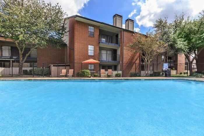 11330 Amanda Ln #B10 - Photo 6 of 37