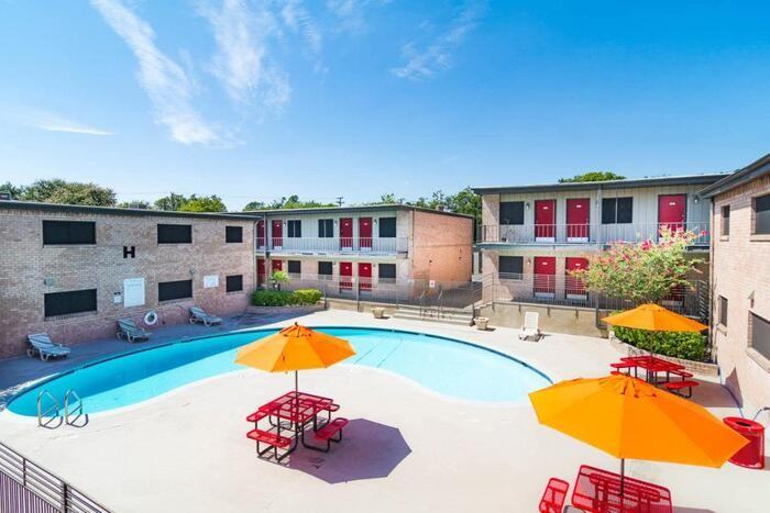 6945 W Interstate 10 #C2 - Photo 6 of 22