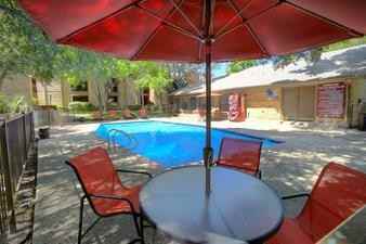 6061 De Zavala Rd #C2 - Photo 4 of 11