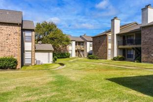 1057 Americana Ln #D2 - Photo 1 of 1