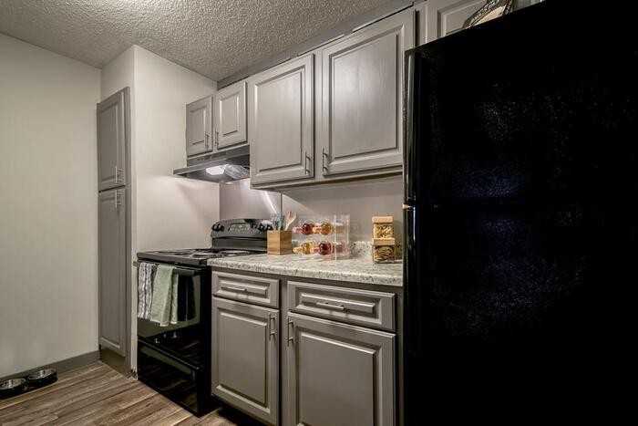 550 Heimer Rd #C2 - Photo 7 of 11