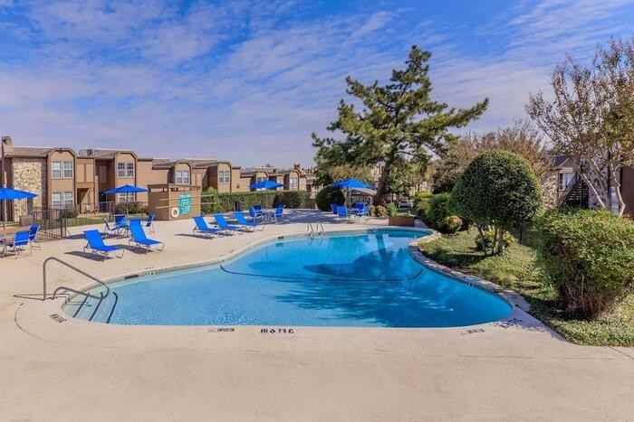 3101 W Northgate Dr #D1 - Photo 6 of 21