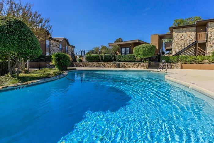 3101 W Northgate Dr #D1 - Photo 7 of 21