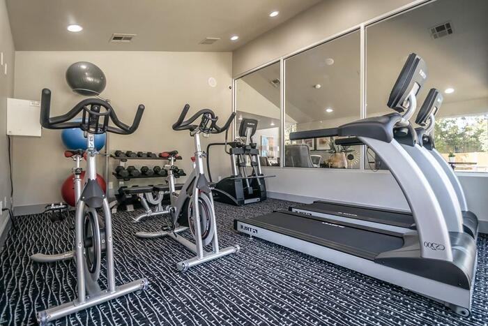 550 Heimer Rd #B1 - Photo 4 of 10