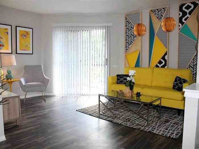 5211 Fredericksburg Rd #C2 - Photo 2 of 8