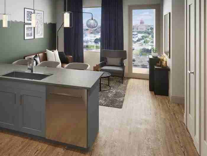 1109 N Interstate 35 #C9 - Photo 7 of 7