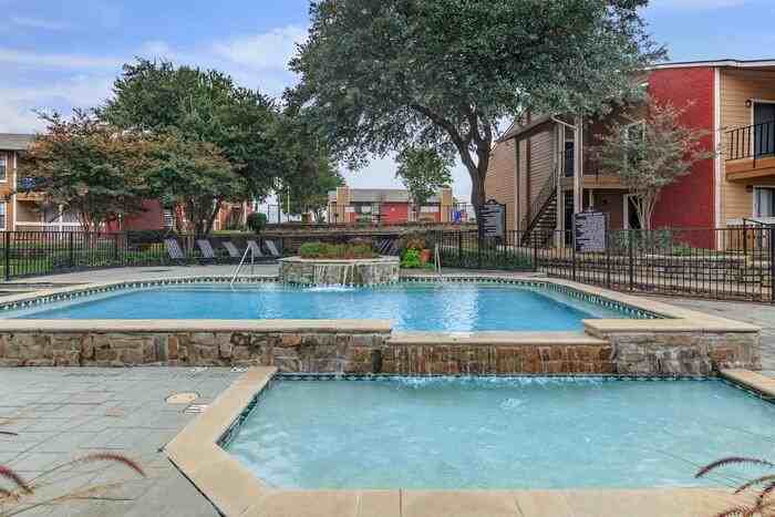 3146 W Northgate Dr #C1 - Photo 3 of 9