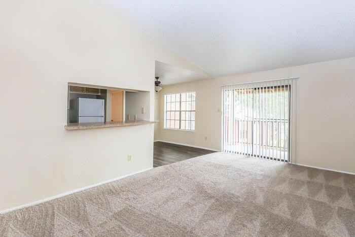 3146 W Northgate Dr #C2 - Photo 6 of 10