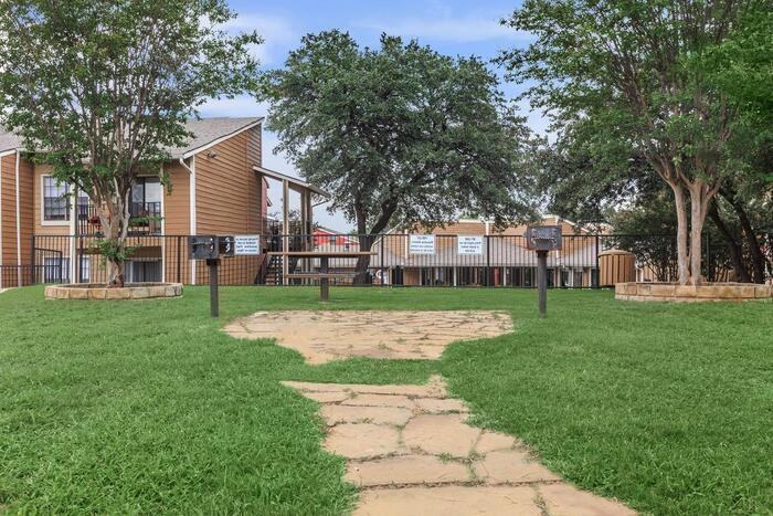 3146 W Northgate Dr #B1 - Photo 2 of 9