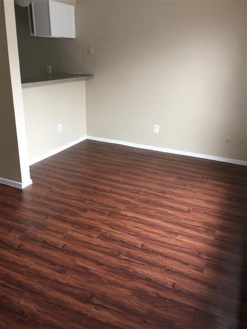 2911 Clydedale Dr #C2 - Photo 6 of 8