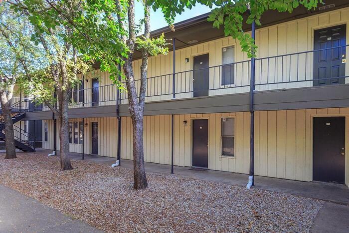 3327 Willow Creek Dr #C2 - Photo 4 of 22