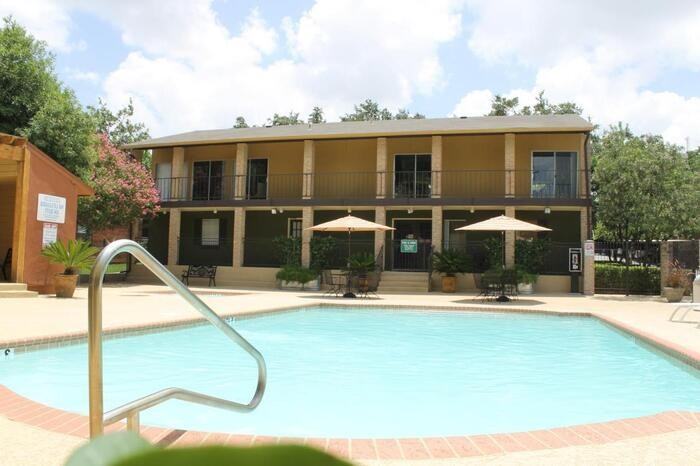 8715 Datapoint Dr #D1 - Photo 3 of 9