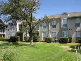 3203 W Walnut Hill Ln #C1 - Photo 1 of 1