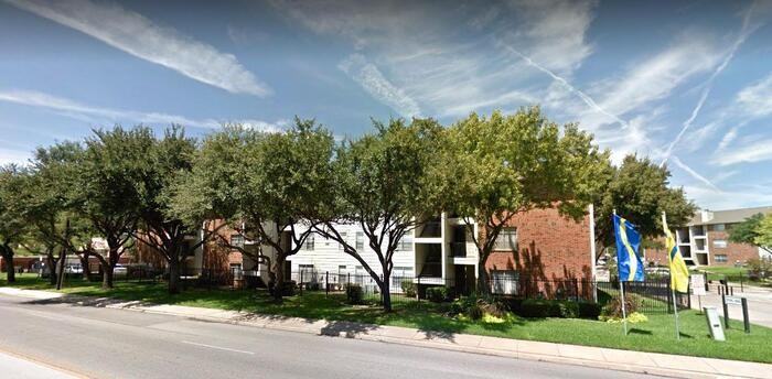 2415 Finley Rd #D1 - Photo 2 of 3