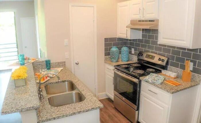 7610 Skillman St #B2 - Photo 6 of 9