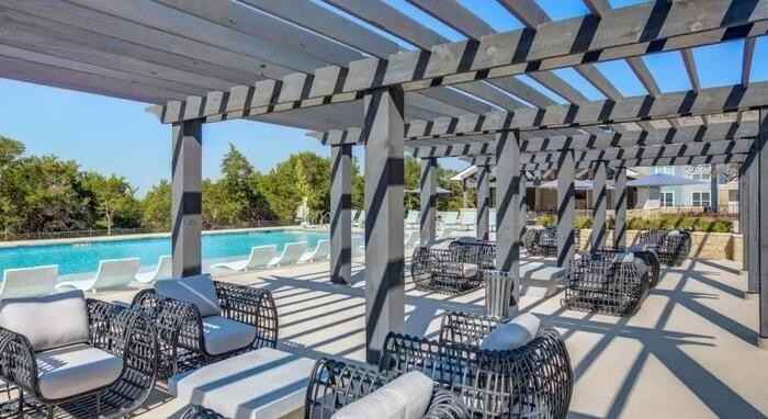 1 Gabriels Bluff Dr #D1 - Photo 4 of 29