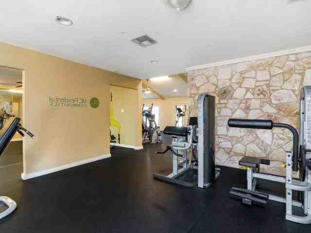 11800 Braesview #C4 - Photo 7 of 11