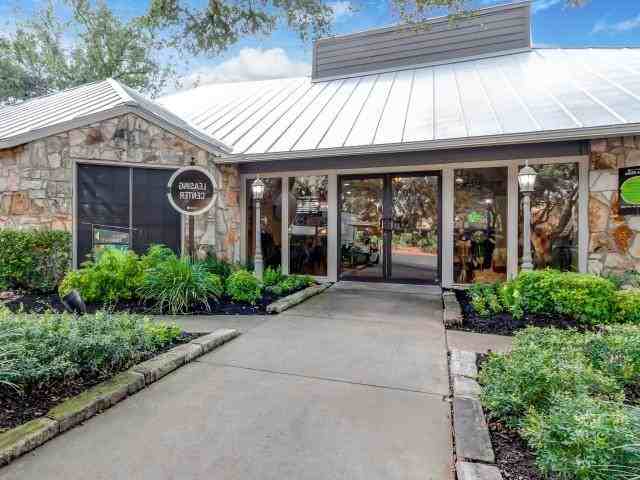 11800 Braesview #B4 - Photo 2 of 11