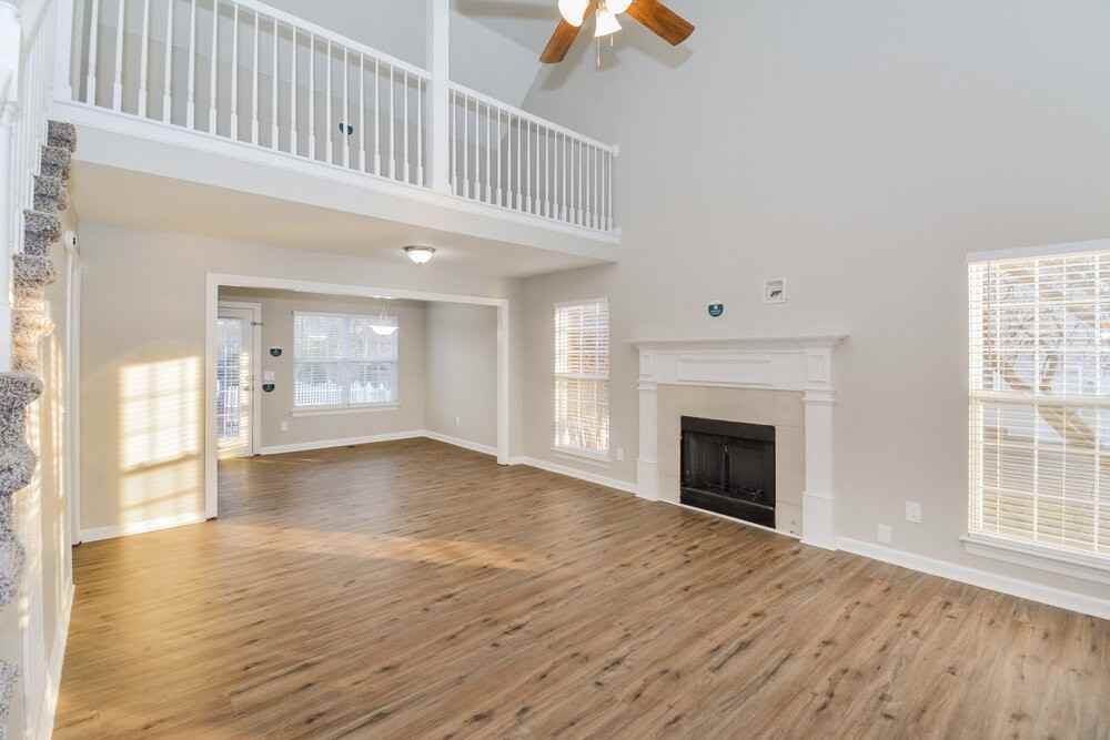 3338 Meadowhill Dr - Photo 5 of 17