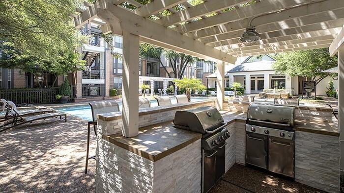 5750 E University Blvd #C1 - Photo 4 of 10