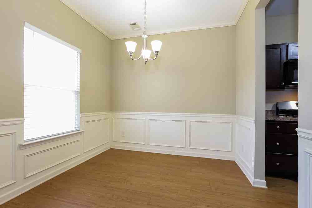 496 Hill Crest Cir - Photo 6 of 16