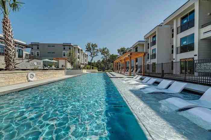 7500 W Slaughter Ln #B3 - Photo 3 of 35