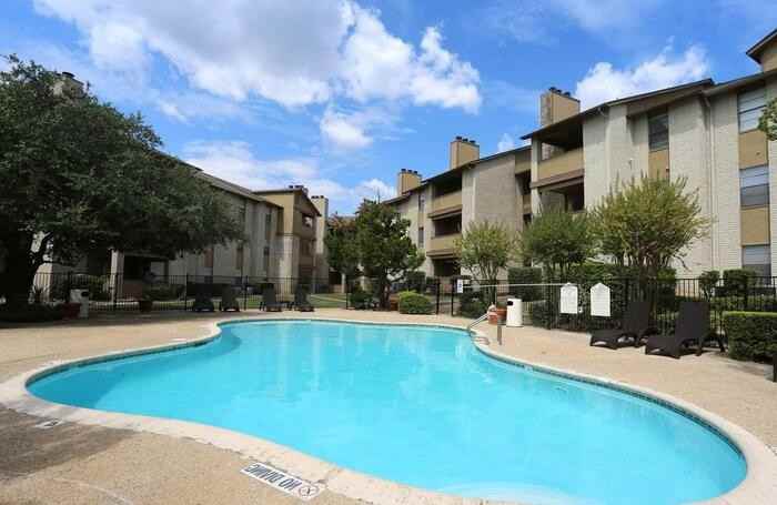 165 Palisades Dr #B1 - Photo 2 of 7