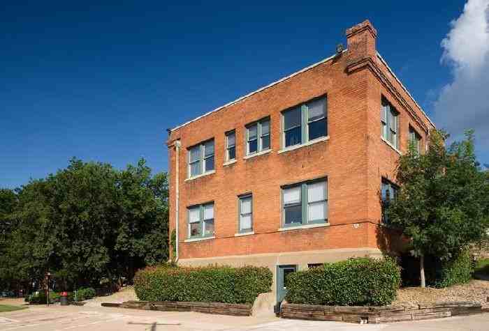 1607 Lyte St #C4 - Photo 2 of 18