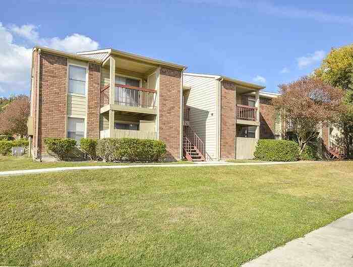 8711 Cinnamon Creek Dr #C1 - Photo 2 of 7