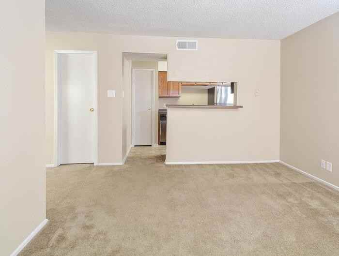 8711 Cinnamon Creek Dr #C1 - Photo 4 of 7