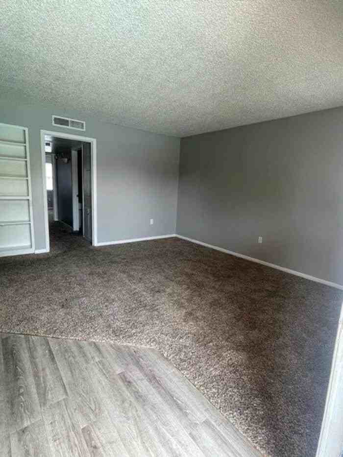 5909 Royalgate Dr #B2 - Photo 5 of 16