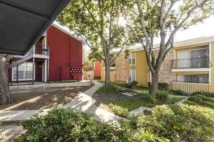 9400 Fredericksburg Rd #D1 - Photo 2 of 17