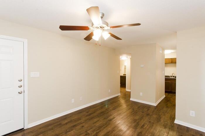 9400 Fredericksburg Rd #D1 - Photo 7 of 17