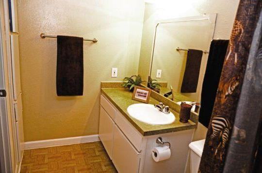 2434 Finley Rd #B4 - Photo 5 of 9