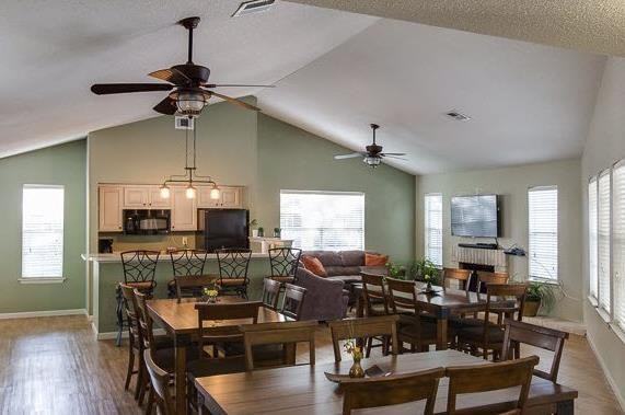 8303 Greatview St #B5 - Photo 4 of 15