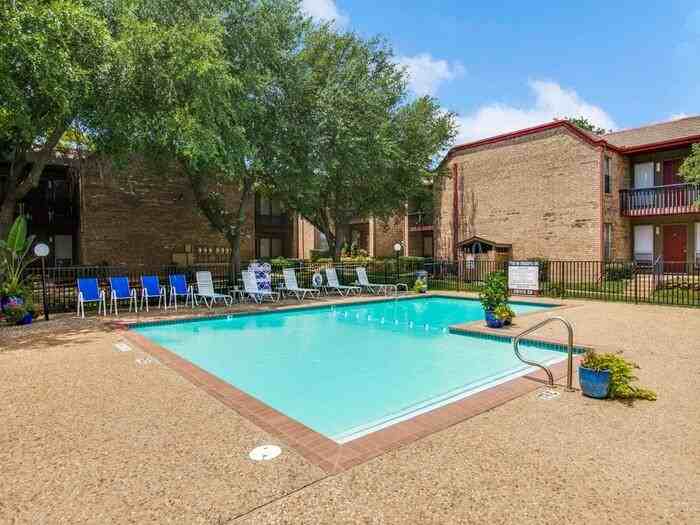 1721 Teasley Ln #B2 - Photo 6 of 15