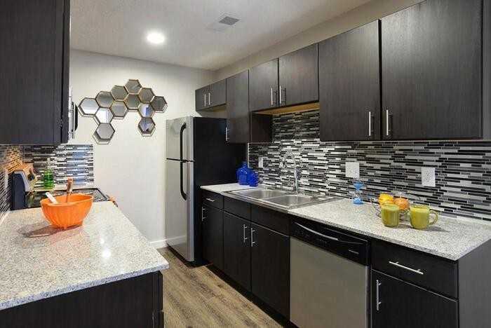 11955 Parliament St #C4 - Photo 4 of 10