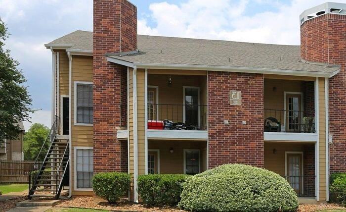 11711 Wallstreet #C1 - Photo 2 of 6