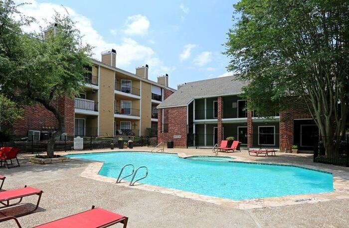 11711 Wallstreet #C1 - Photo 3 of 6