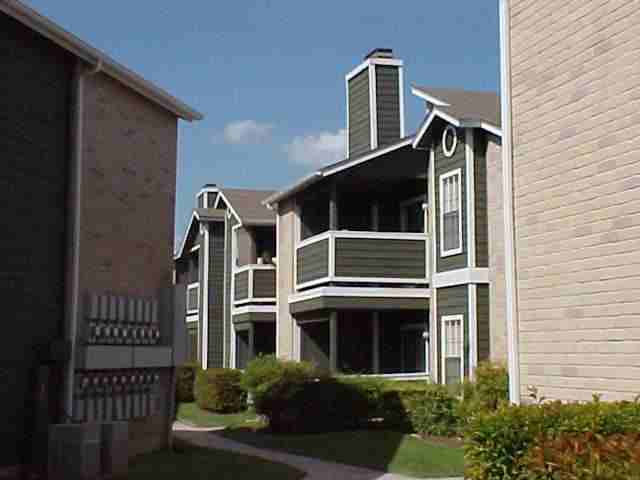 3200 Timber View Dr #B1 - Photo 2 of 12