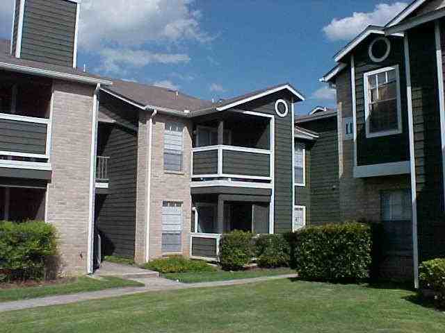 3200 Timber View Dr #B1 - Photo 5 of 12