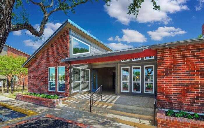 7220 Marbach Rd #C1 - Photo 7 of 26