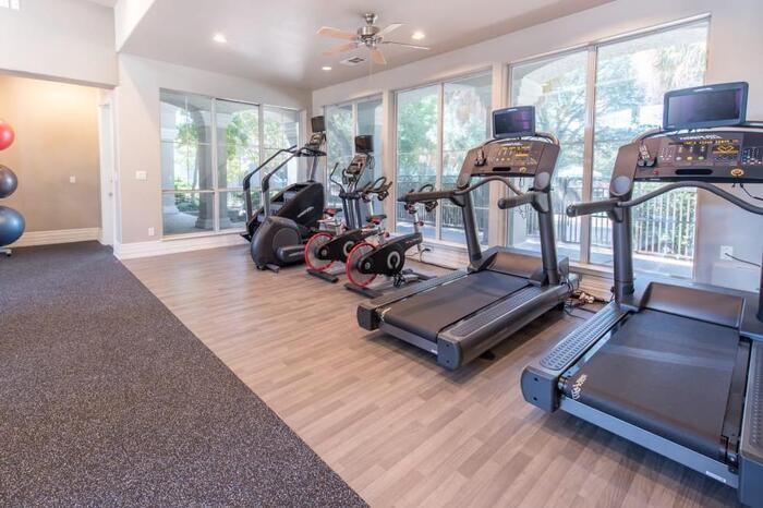 3950 Spring Valley Rd #B4 - Photo 5 of 13