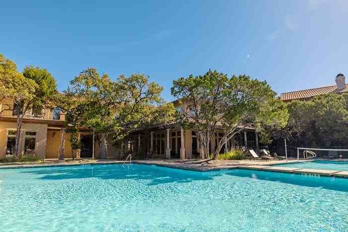 12205 N Lamar Blvd #B1 - Photo 7 of 41