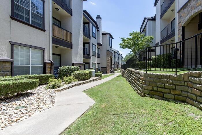 3840 Frankford Rd #B4 - Photo 3 of 50